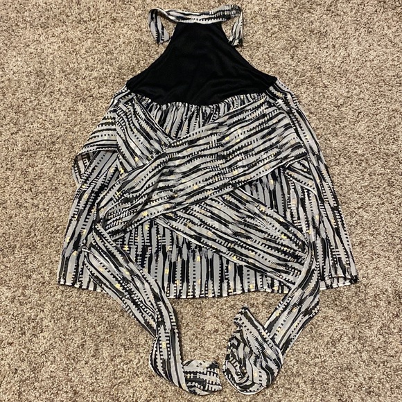 Halter top - Picture 6 of 7